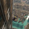 Cleaning the world’s tallest building